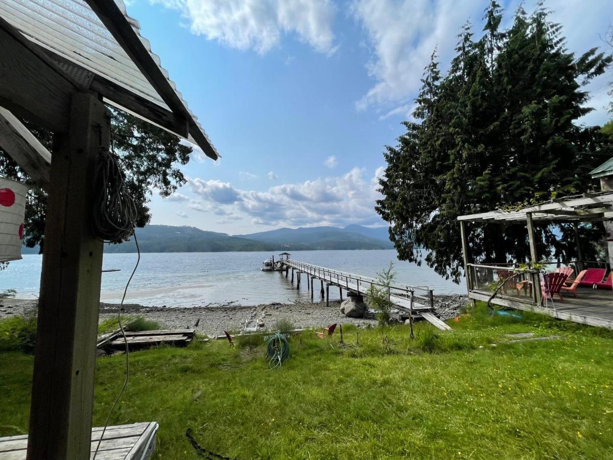 Casa Della Costa Sechelt Exterior foto